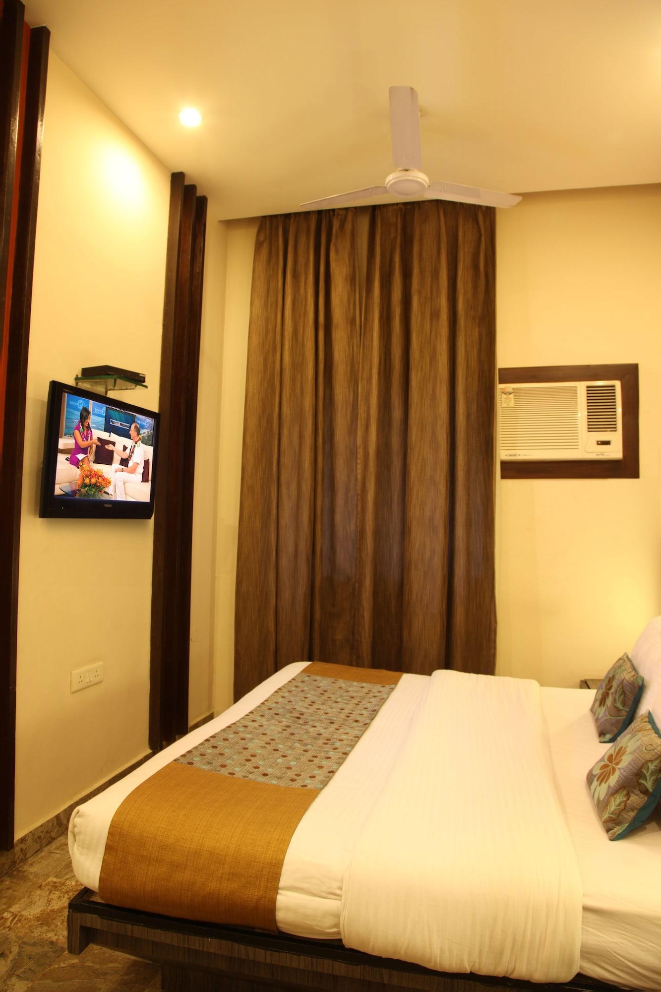 Rupam Hotel Delhi  Bagian luar foto