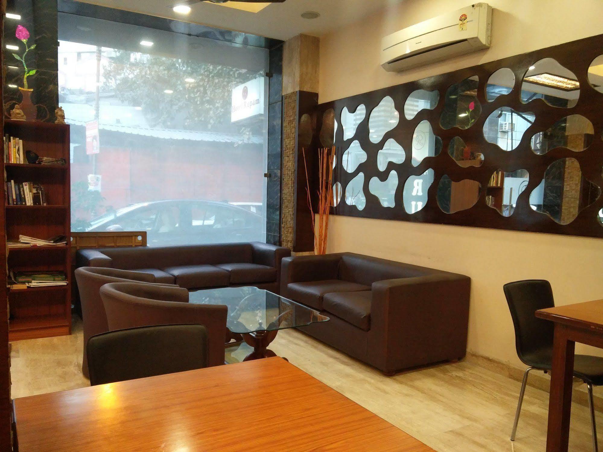 Rupam Hotel Delhi  Bagian luar foto