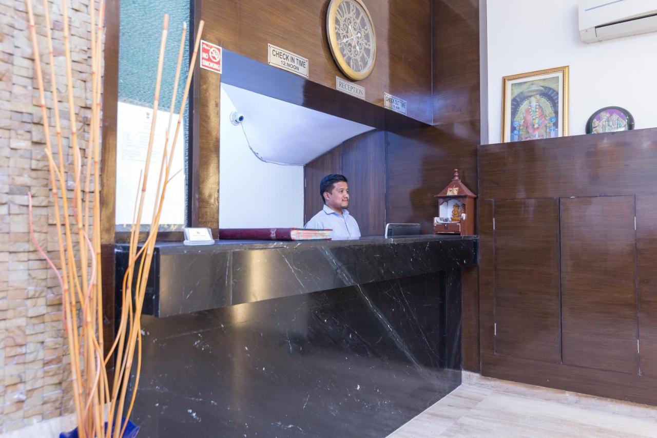 Rupam Hotel Delhi  Bagian luar foto